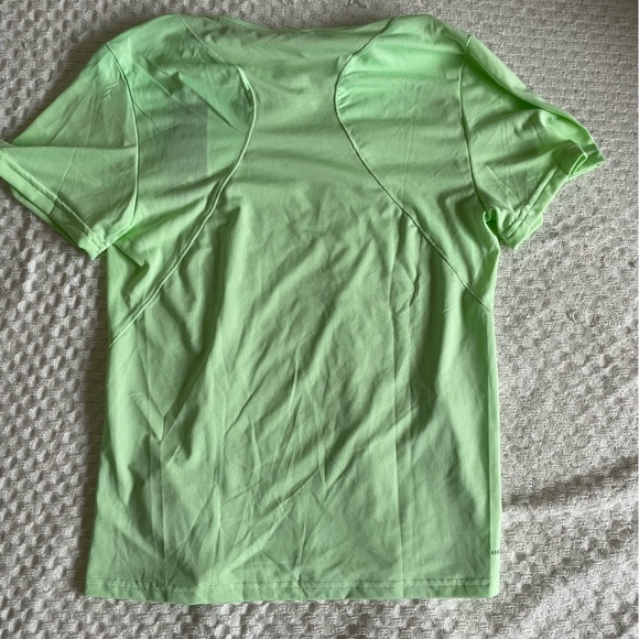 adidas Green Short Sleeve Tee - Picture 2 of 7